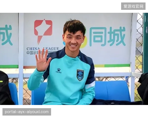 杨明洋能否完成首秀？从“高空飞行”到“战场决战”